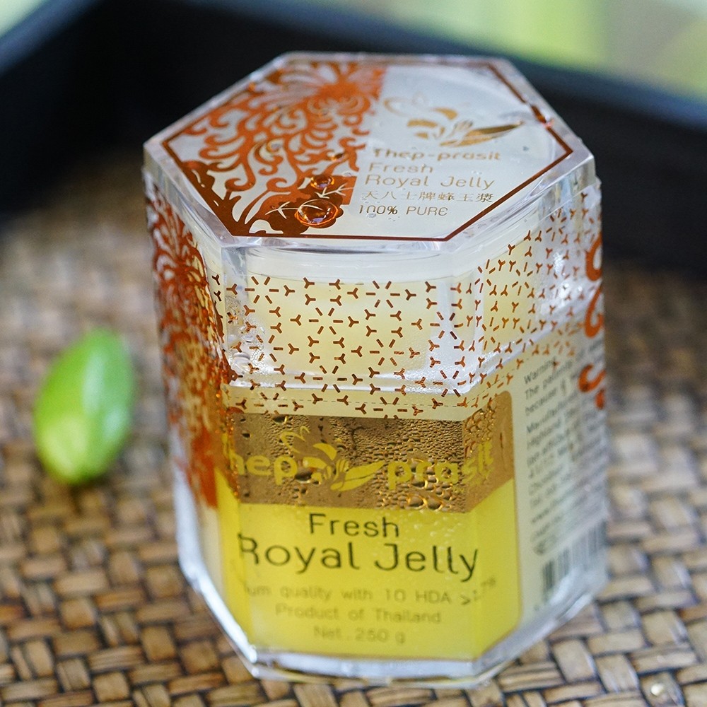 Fresh Royal Jelly 250g Thepprasit Honey Online Shopping Honey Bee fresh-royal-jelly-250g-thepprasit-honey-online-shopping-honey-bee
